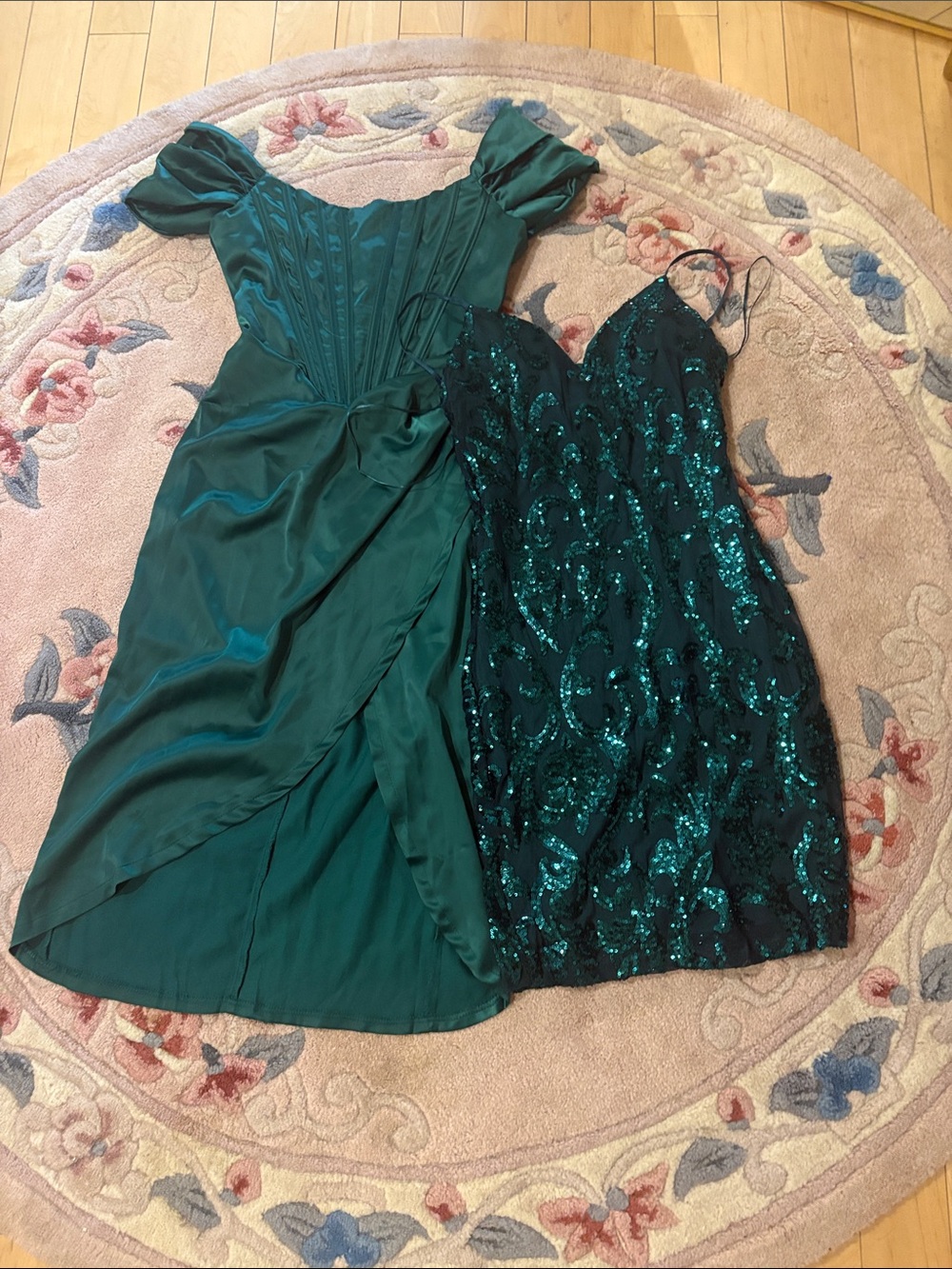 Christmas party dress bundle 🎄